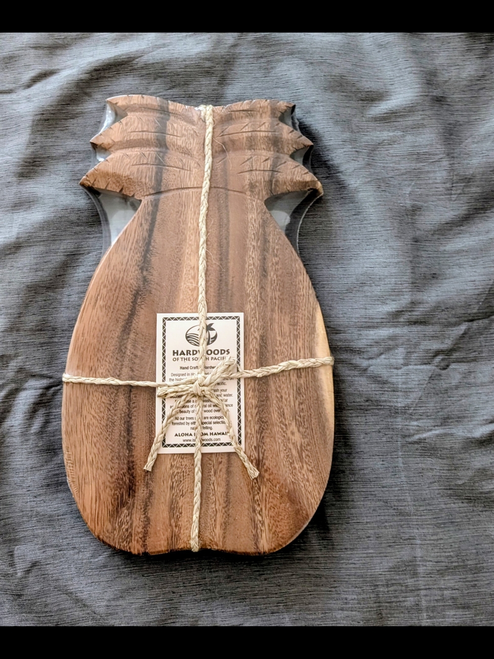 Pineapple Shaped Charcuterie, Cutting Board NWT
